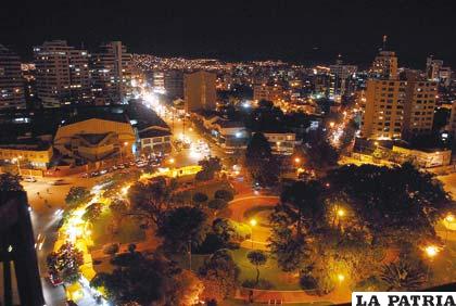 Cochabamba de noche