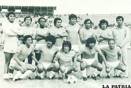 Club 20 de Agosto de Trinidad, fundador de la Liga en 1977
