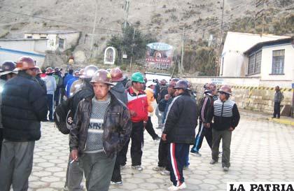Mineros de Colquiri defenderán sus fuentes y áreas de trabajo