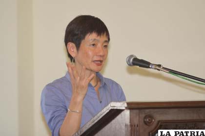 La representante de las Naciones Unidas en Bolivia Yoriko Yasukawa sugiere diálogo para solucionar el conflicto del Tipnis /santacruz.gob.bo