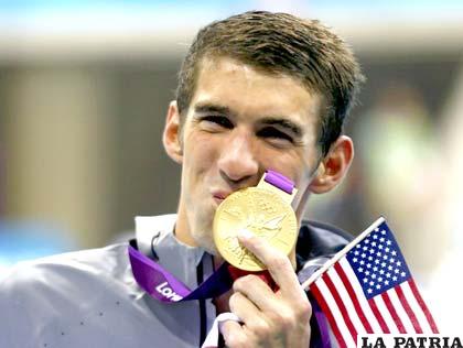 El estadounidense, Michael Phelps, el atleta más laureado de todos los tiempos con 22 medallas (MX.IBTIMES.COM)