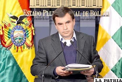 El ministro Quintana realizó críticas a los opositores (Foto APG)