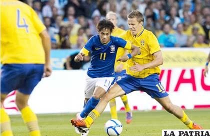 Una acción de Neymar en el partido ante Suecia (foto: publimetro.com)