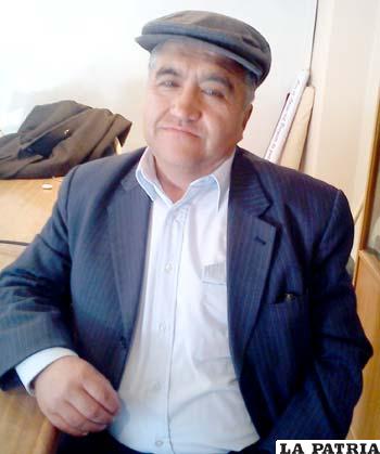 Julio Alvarado, analista económico