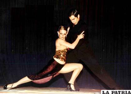 La sensualidad y la elegancia del tango
