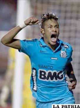 Neymar jugador del Santos (foto: que.es)