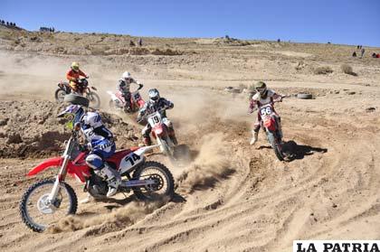 La pasión del motociclismo en Toledo y Puñaca