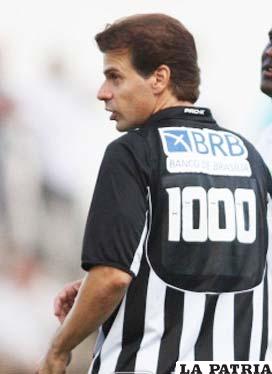 Tulio, delantero del Botafogo (foto: prensalatina.com)