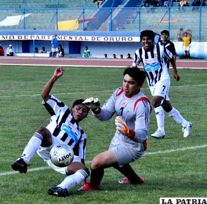 Oruro Royal buscará mantenerse invicto