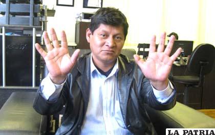 Ex ministro de Aguas, Abel Mamani