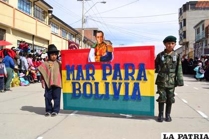 Niños reclaman “mar para Bolivia”