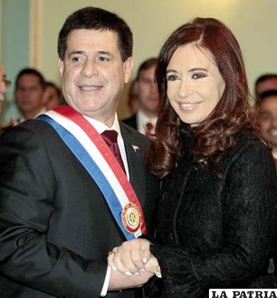 El presidente paraguayo junto a su homóloga argentina, Cristina Fernández