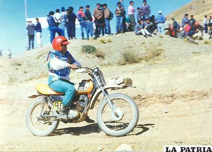 Norah Alánez en competencia en la prueba que organizó el CPDO el año 1995