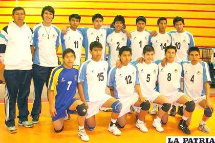 La selección de Oruro que participó en el nacional de menores