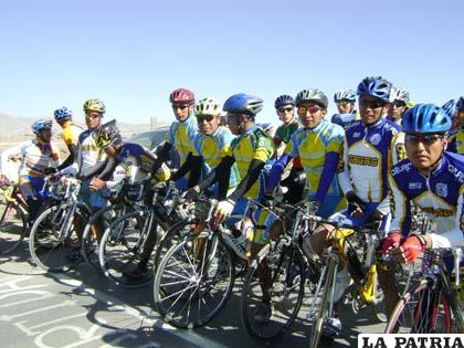 Ciclistas que habitualmente participan en los torneos nacionales