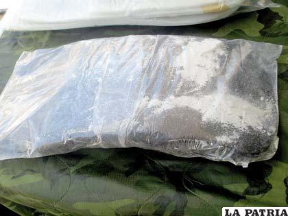 Otro de los paquetes con la droga