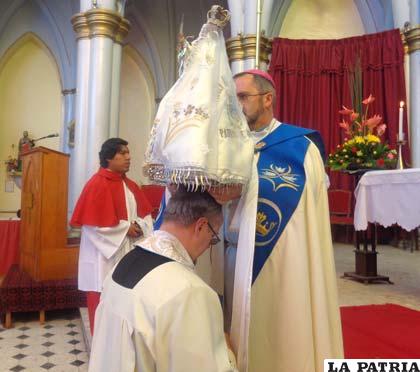 Feligreses inician quincena para la celebración de la Virgen de la Asunta, Patrona de Oruro