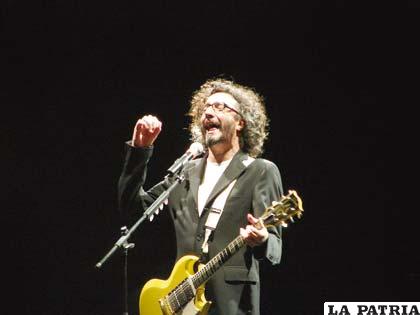 El gran Fito Páez en uno de sus conciertos