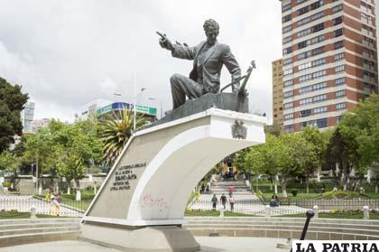 Plaza “Eduardo Avaroa” en la ciudad de La Paz
