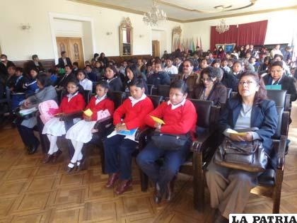 Maestros, padres de familia y estudiantes lucharán contra la violencia