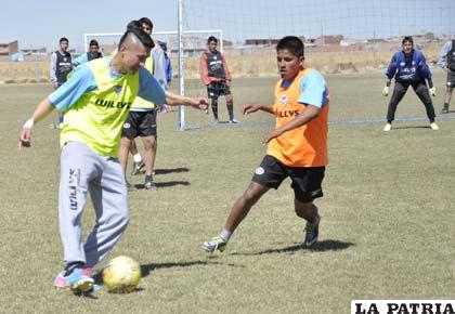 Limbert Méndez está recuperado y podría ser tomado en cuenta