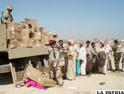 Continúa llegando ayuda humanitaria a Irak