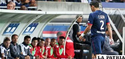 Silva del PSG, sale lesionado