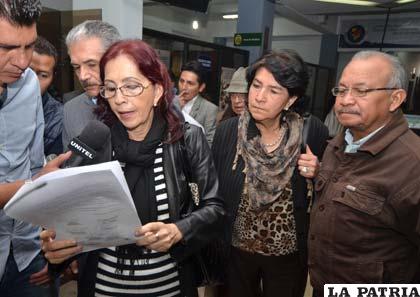 Senadores de CN en la Fiscalía de La Paz presentaron denuncia contra diputados