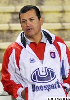 Javier Vega, DT de Universitario