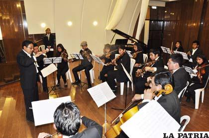 Magistral presentación de la Orquesta Sinfónica de Oruro