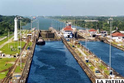 Canal de Panamá trata de ser ampliado