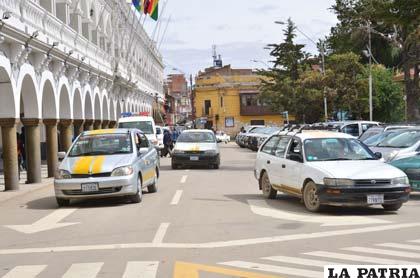 Parque automotor es el que más contamina el medio ambiente