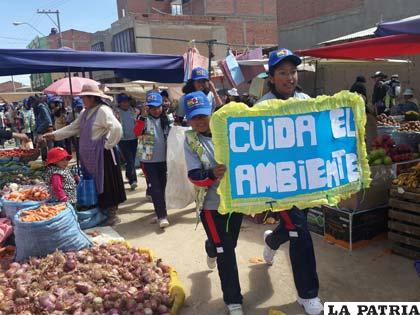 Niños en campaña por el cuidado del medio ambiente