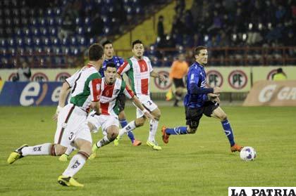 Lucas Simón, de Huachipato, es el goleador de ese equipo