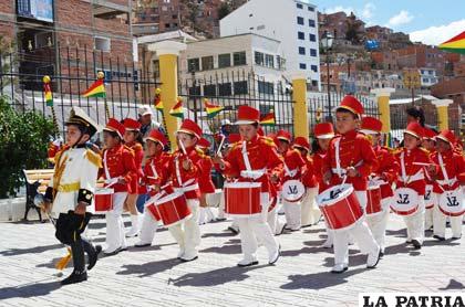 Los niños del Kínder Zaconeta rindieron su homenaje en acto especial