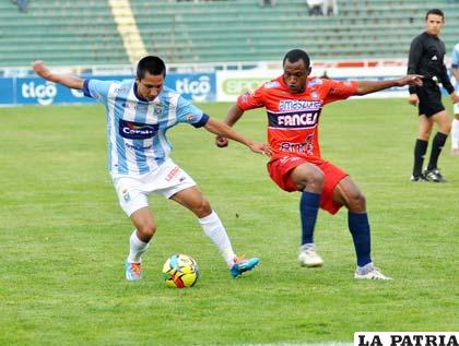 La última vez que jugaron en Sucre ganó Universitario 4-2 el 08/03/2014 