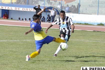Oruro Royal llega a este cotejo luego de empatar con EM Huanuni