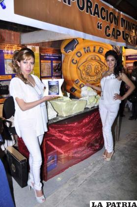 NAYRA ESCOBAR S. Y GINA CANAZA 
(COMIBOL CAPURATA)
