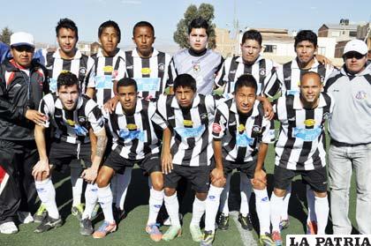 Oruro Royal por el momento goza de la punta en el torneo