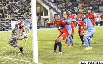 La “U” logró la clasificación a la segunda fase en Copa Sudamericana