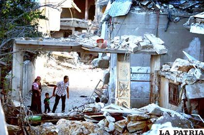 Bombardeos han convertido zonas enteras de la Franja de Gaza en ruinas