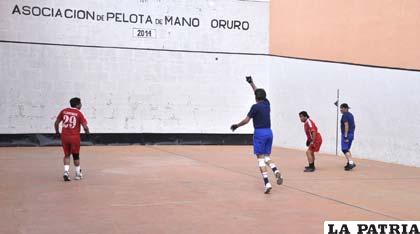 Del partido en el cual Alexis venció a Ranchería ayer en el frontón oficial
