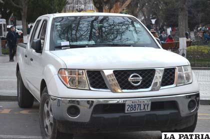 Tránsito impuso una multa al conductor porque su motorizado no fue retirado a tiempo de la plaza 10 de Febrero