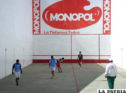 Durante el partido final entre Oruro y Sucre por el tercer lugar