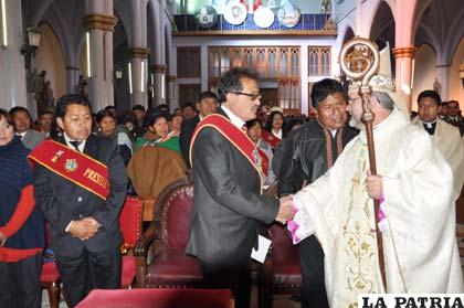 Monseñor convocó a la unidad de autoridades para sacar adelante a Bolivia