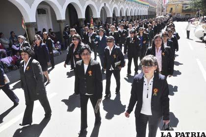 Licenciadas en enfermería también mostraron su patriotismo