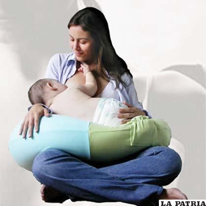 La lactancia materna es el alimento fundamental para los niños /lamamadelx.com