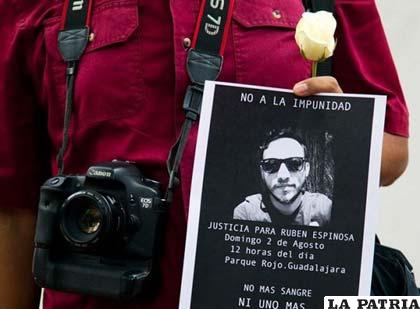 Activistas de diversas causas exigen justicia por muerte de reportero gráfico /diariocorreo.pe