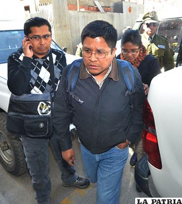 El ex fiscal Humberto Quispe Poma detenido por incumplimiento de deberes /APG