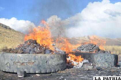 La marihuana fue quemada en un sector de Oruro, al Este de la ciudad